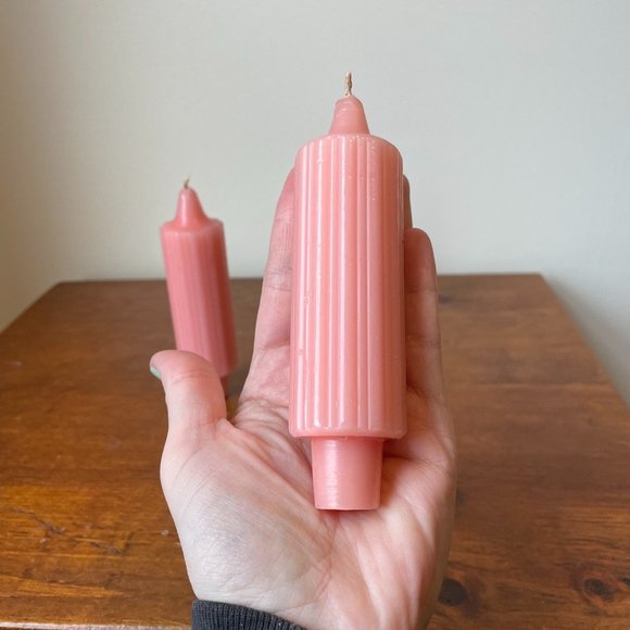 Vintage Ribbed Pink Candles Floral Scented 5.5" with Glass Bobeche Drip Catchers - Picture 3 of 8